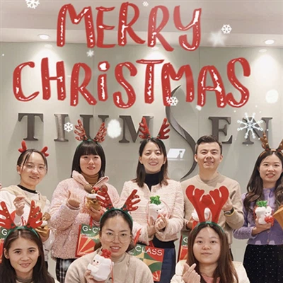 Syarikat Tiumsen Meraikan Krismas yang Meriah